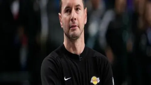 莱比锡宣布：罗斯离任，暂任新临时主教练