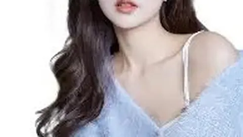 WWE直播突遇衣柜故障，蒂法尼·斯特拉顿遭遇电视黑屏难堪瞬间